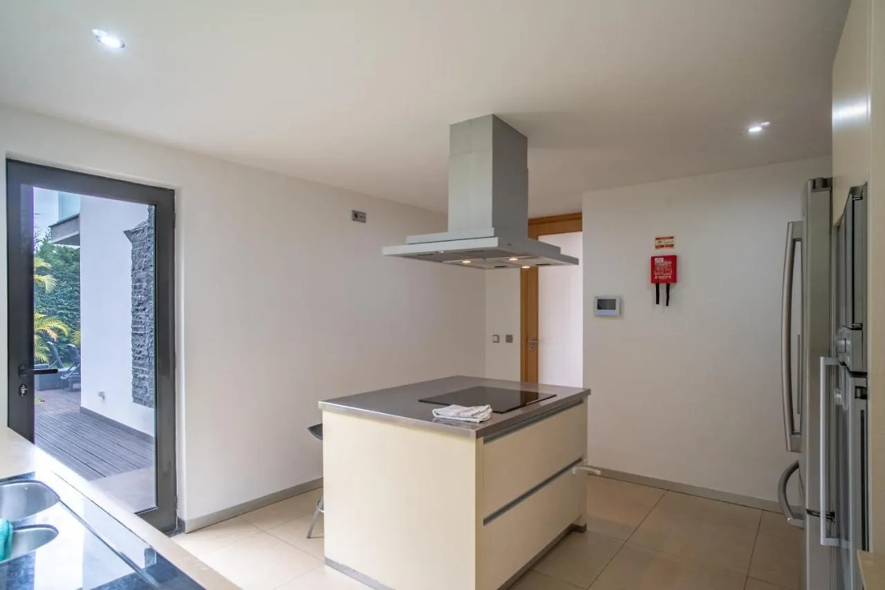 Villa Arieiro Funchal 0*,